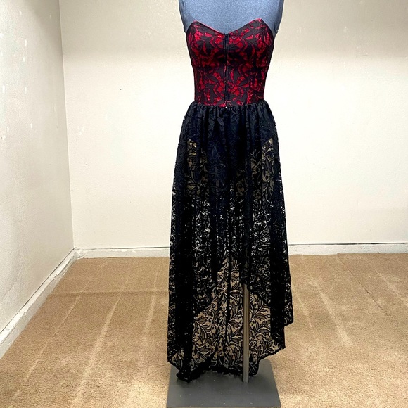 **RARE** Bisou Lace Bustier Gothic PUG Sample - Picture 2 of 9